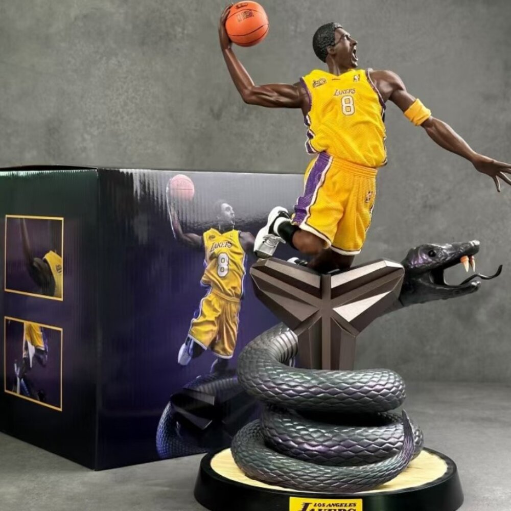 Basketball star NBA GK Kobe Black Mamba Hurricane model ornaments boxed - Picture 3 of 5